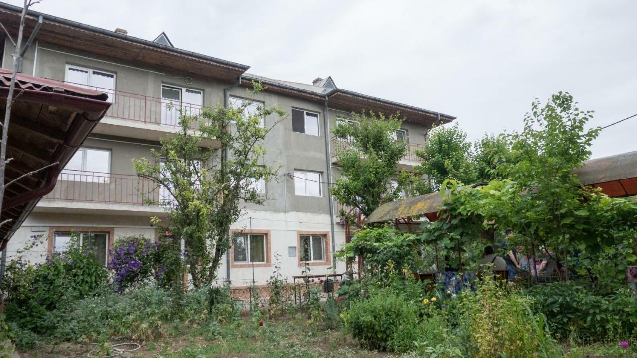 Вілла Casa Din Gradina Ефоріє-Суд Екстер'єр фото